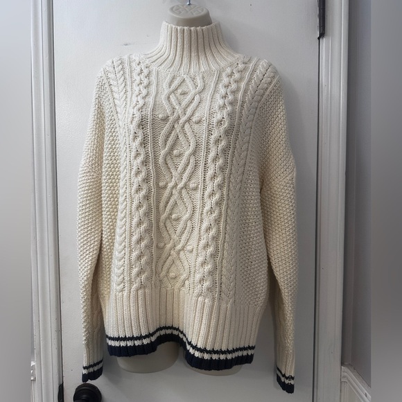 Vineyard Vines M Women’s Tipped Fisherman Mock Neck Sweater Cream Cable Knit - Picture 2 of 12